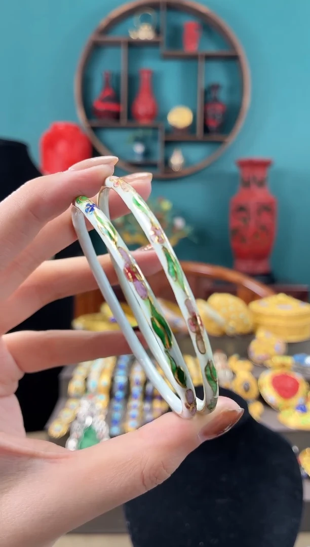 非遗手工景泰蓝镯子叮当一对白色