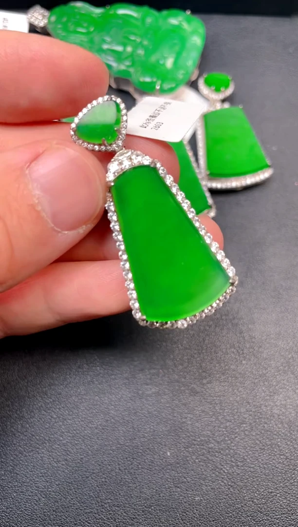 吊坠(不含链)银S925镶嵌翡翠吊坠