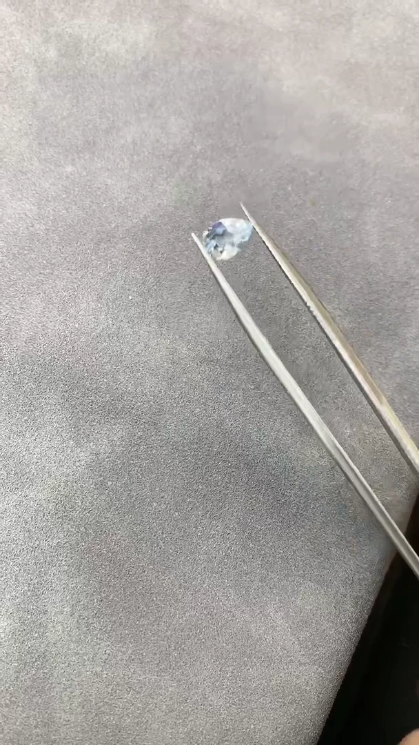 【闪购商品】海蓝宝石笔搁未镶嵌11海蓝宝石裸石多样性发一颗