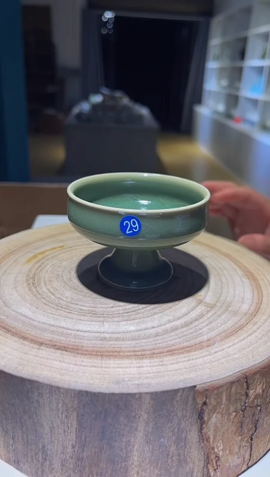 原生态原矿仿古张公巷青绿高足普洱杯