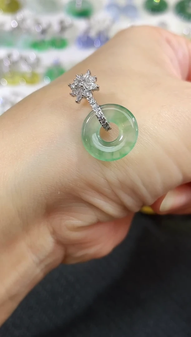 吊坠(不含链)未镶嵌翡翠51买断不退不换|380