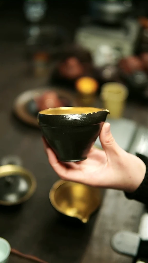 【闪购商品】欧阳文俊黑金公道杯