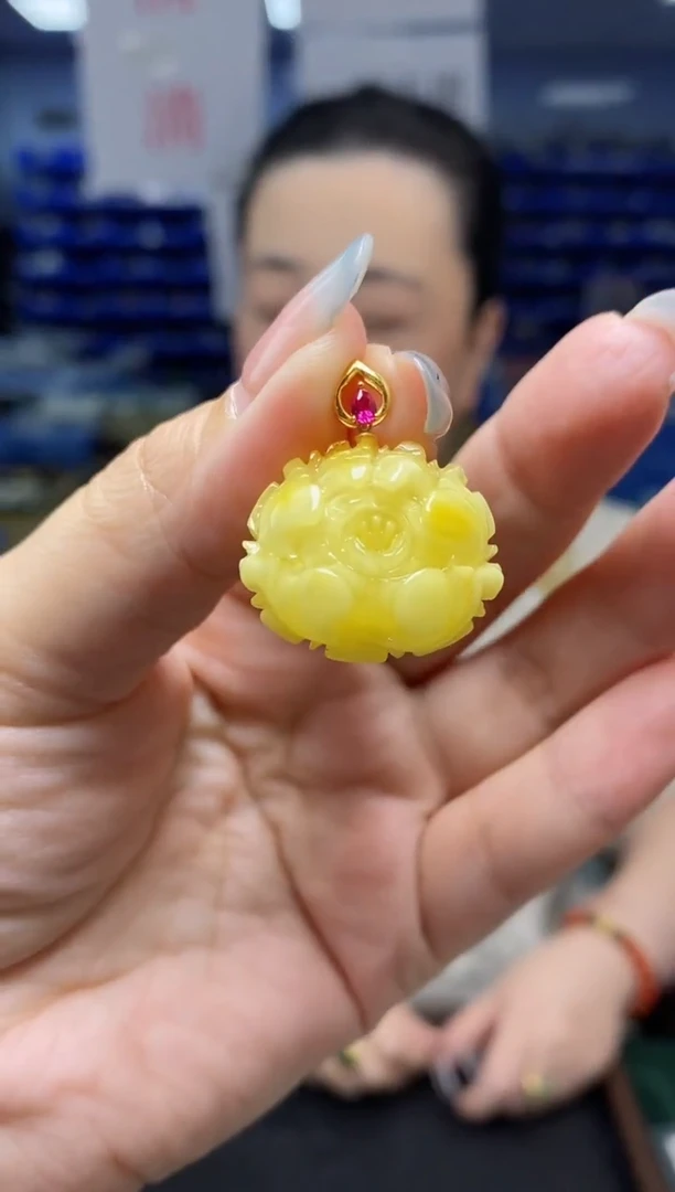 蜜蜡吊坠(不含链)18K金镶嵌G11258