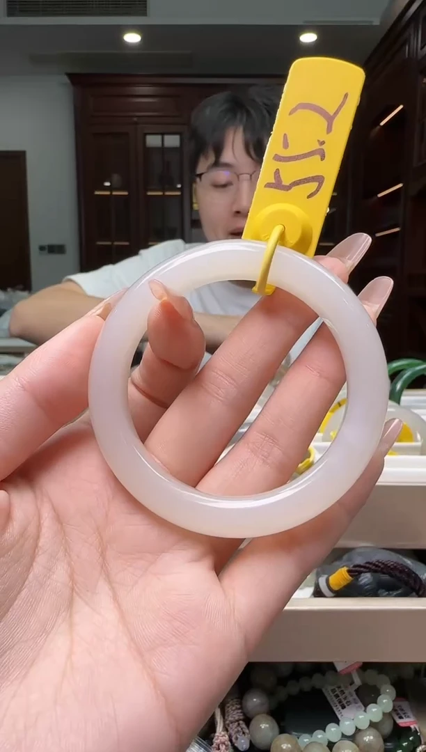 颈饰未镶嵌和田玉lf038圈口55.2