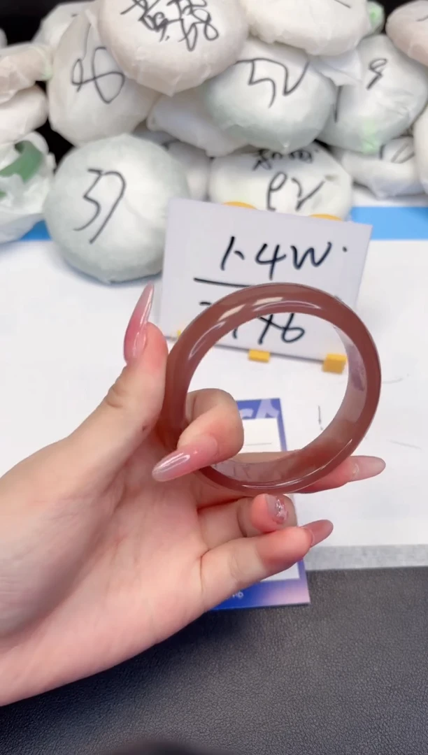 【闪购商品】石英质玉手镯未镶嵌182-55.0