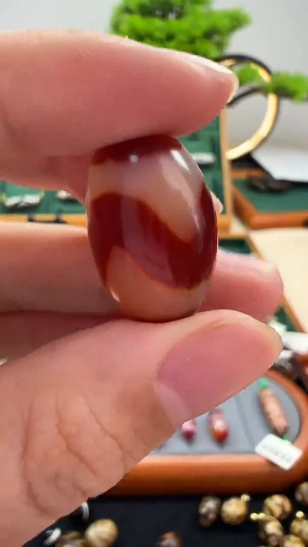 玛瑙/玉髓颈饰未镶嵌63.（微瑕随机发货）