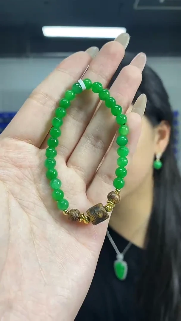 未镶嵌手链翡翠闪购链接 多样性发其一颜色微差