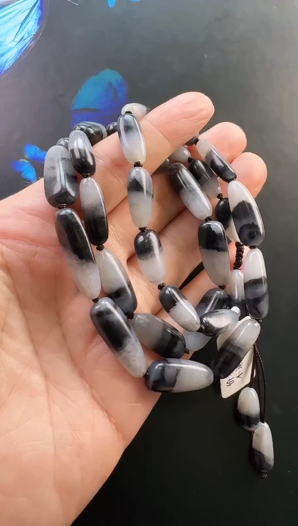 颈饰未镶嵌和田玉项链