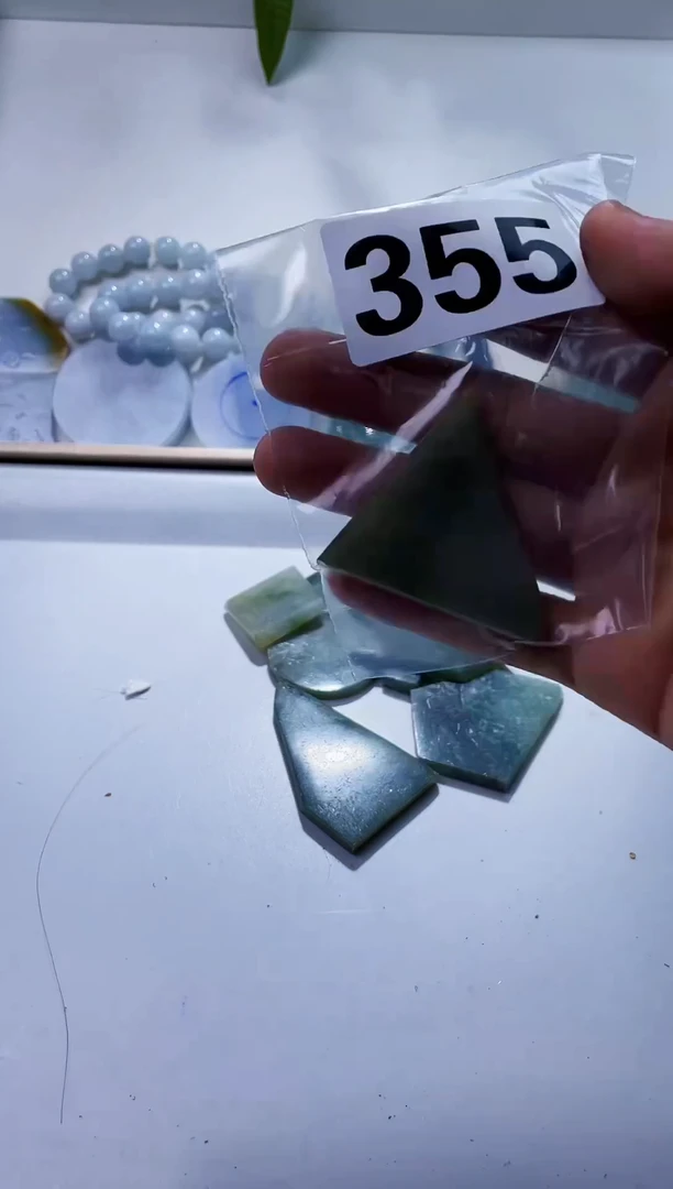 未镶嵌挂件翡翠逝***华翡翠355