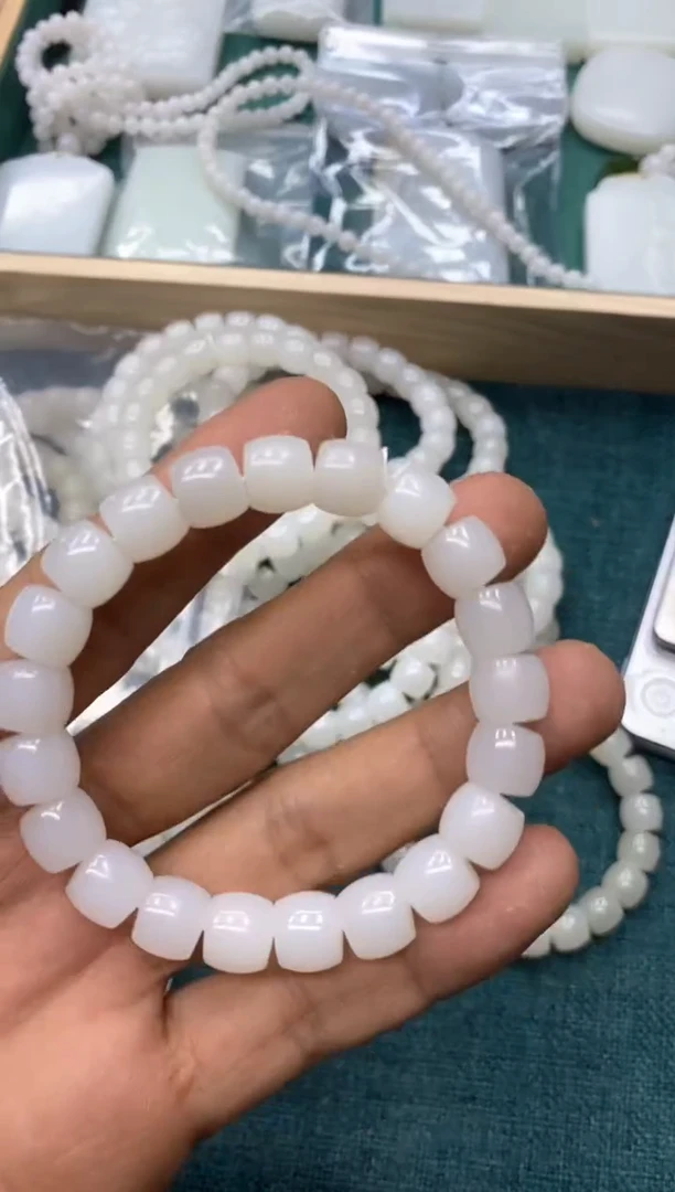 【闪购商品】和田玉手串未镶嵌手串