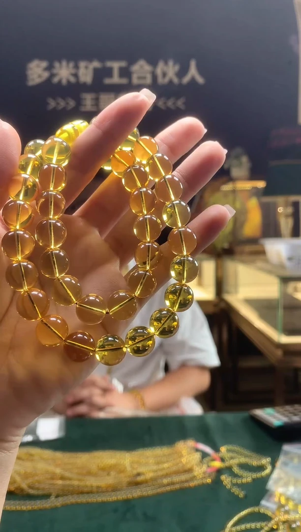 琥珀颈饰未镶嵌（多米矿工严选）