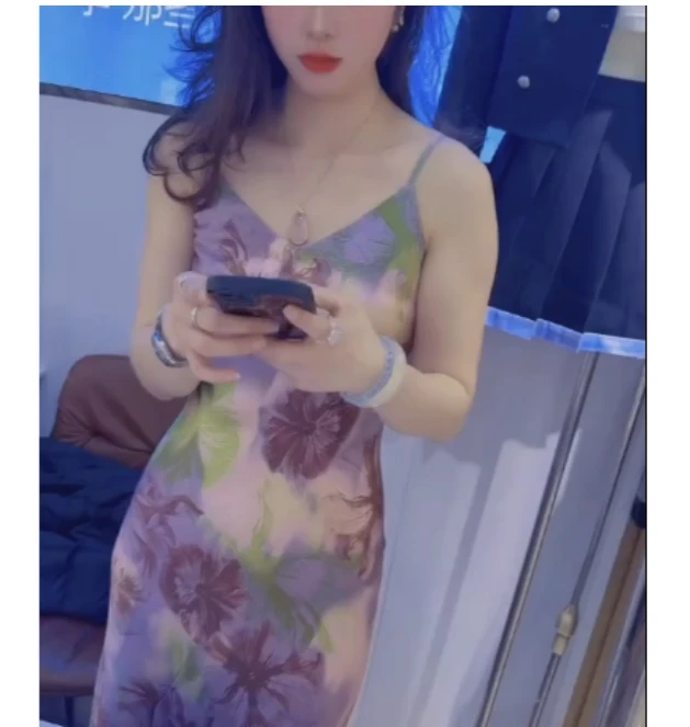 2025夏季新款网红同款洋气韩版爆款修身吊带裙印花中长款-可xx1