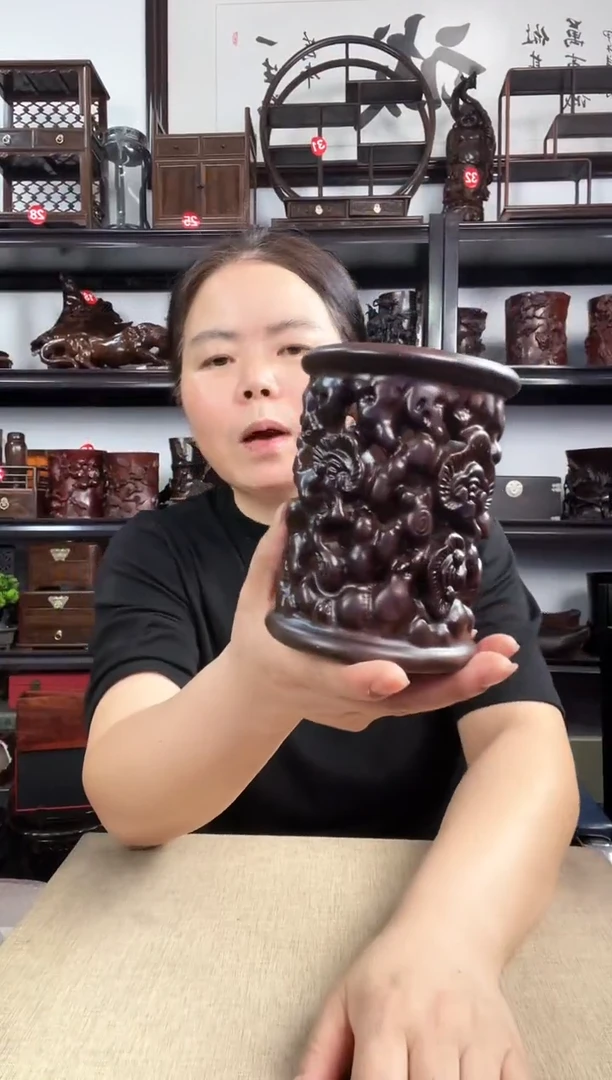 木新款笔筒老李红木工艺品