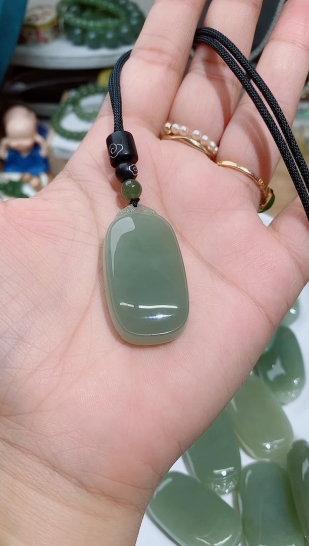 和田玉未镶嵌吊坠(不含链)150一个无事