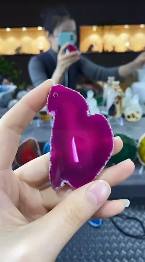 未镶嵌颈饰玛瑙/玉髓?**?玛瑙