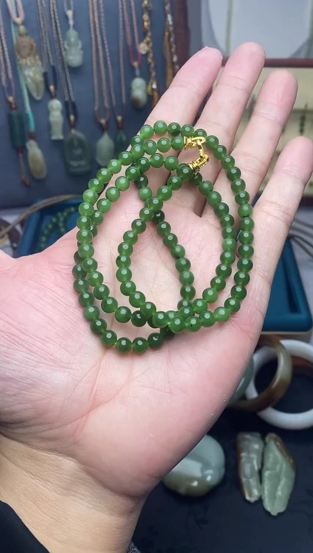 颈饰未镶嵌和田玉1