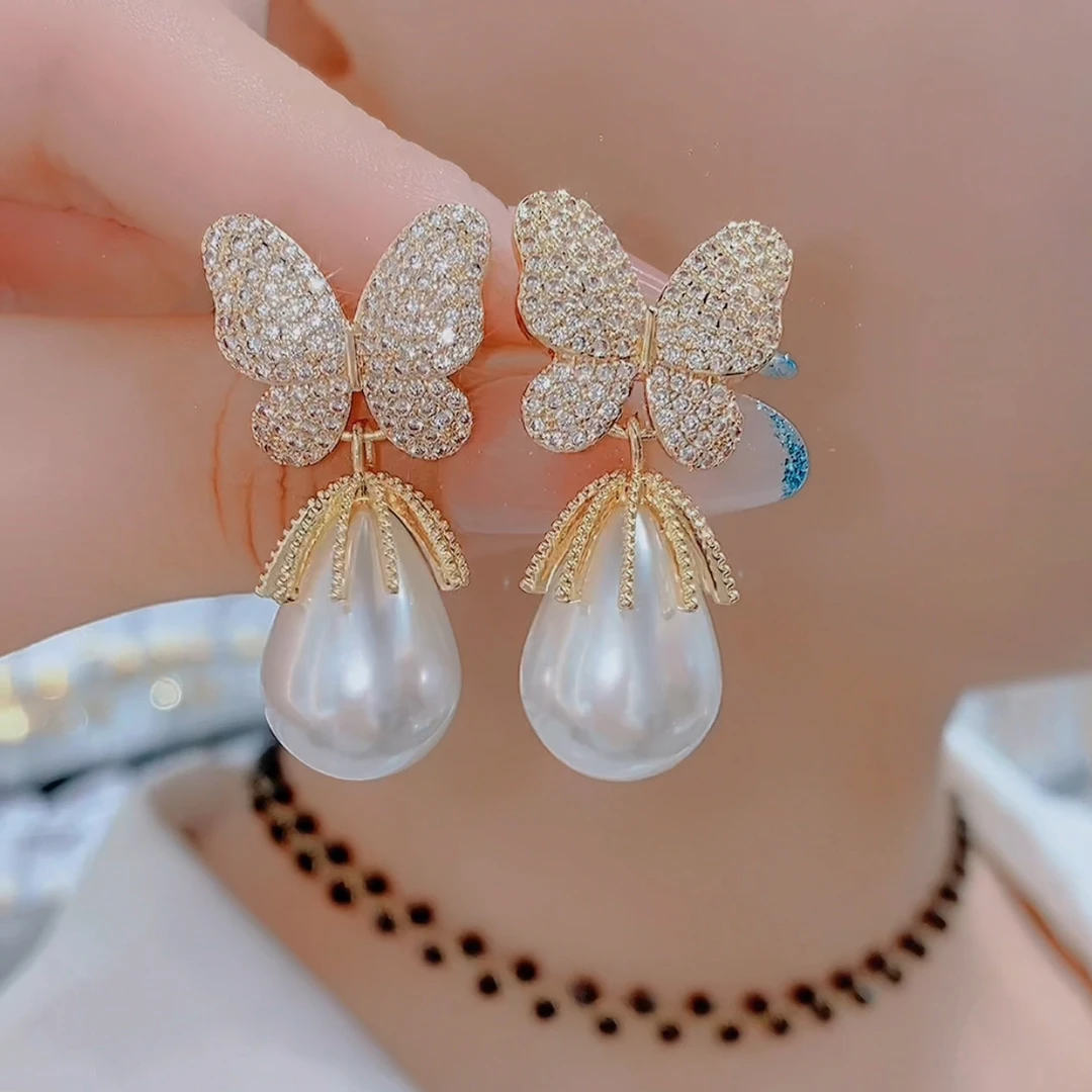 铜合金莫桑石耳饰 0622时尚个性百搭气质蝴蝶耳钉耳环