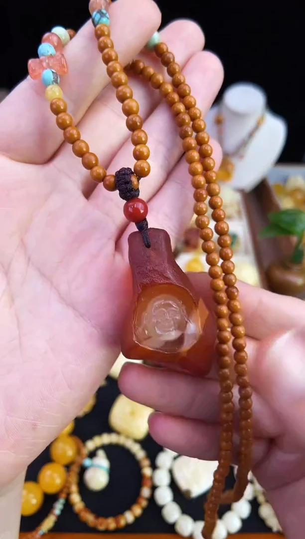 琥珀未镶嵌珠宝奇石柒月