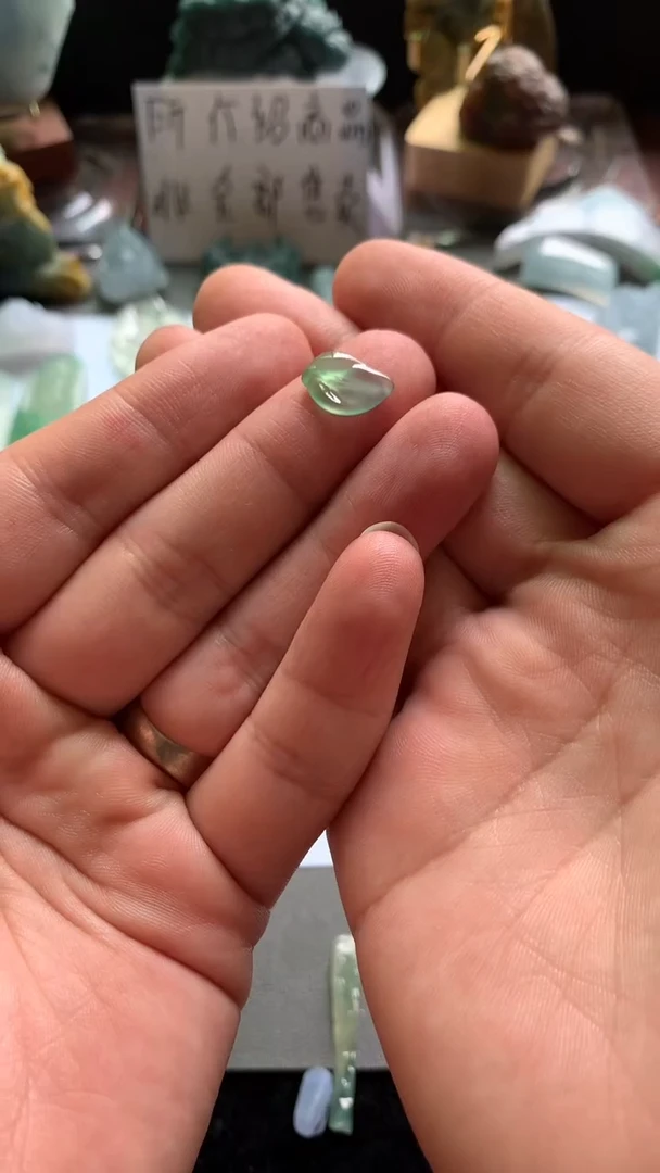 定制翡翠未镶嵌天然翡翠A货源头