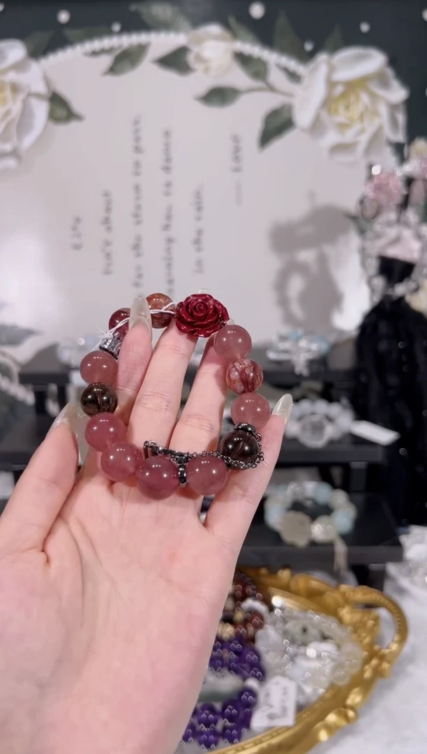 【闪购商品】水晶手链未镶嵌天然水晶默认微瑕 多样性发货发其一