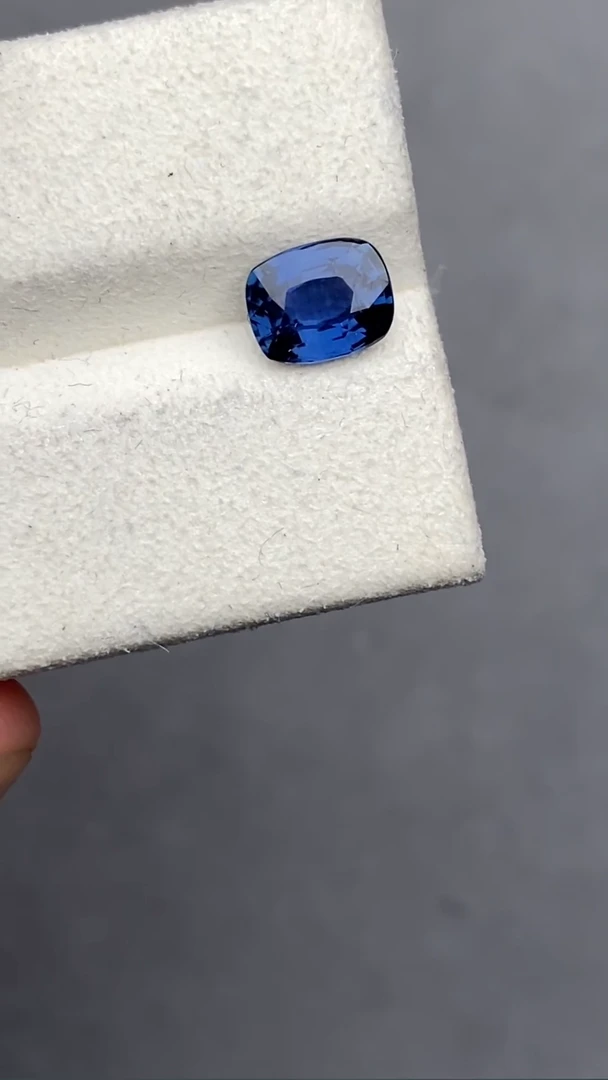 裸石蓝宝石01087000---