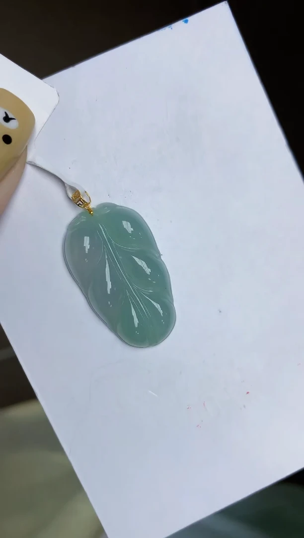 翡翠18K金镶嵌颈饰天然翡翠A货