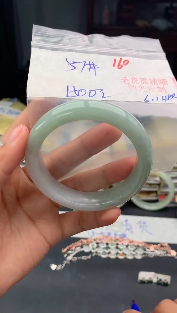 定制翡翠未镶嵌160毛货需精细抛光多样性1件1500元