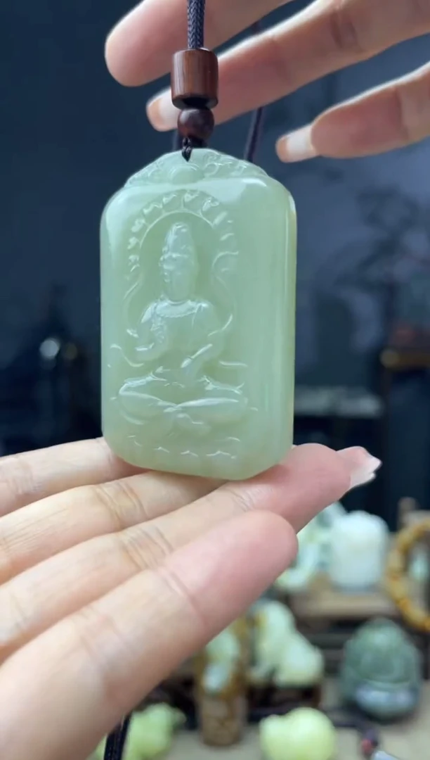 颈饰未镶嵌和田玉1