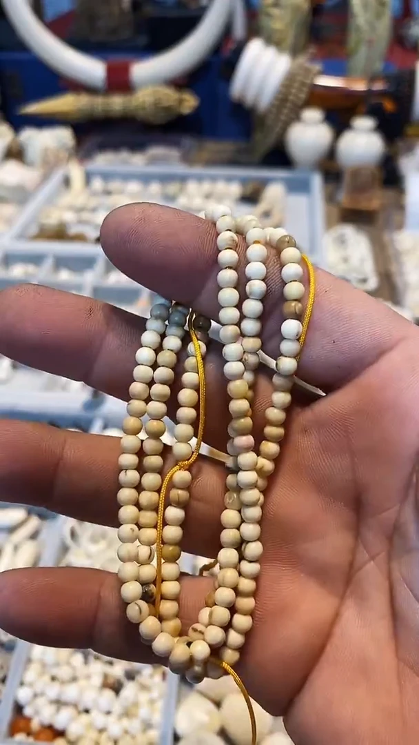 泥塑s**伟小手把件摆件