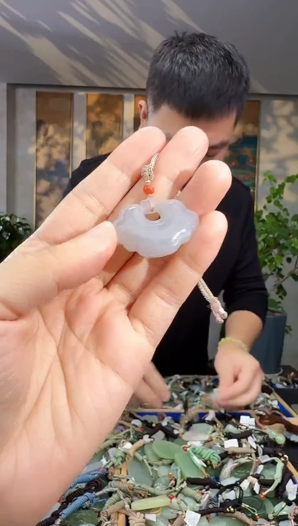 未镶嵌和田玉挂件拍一发一