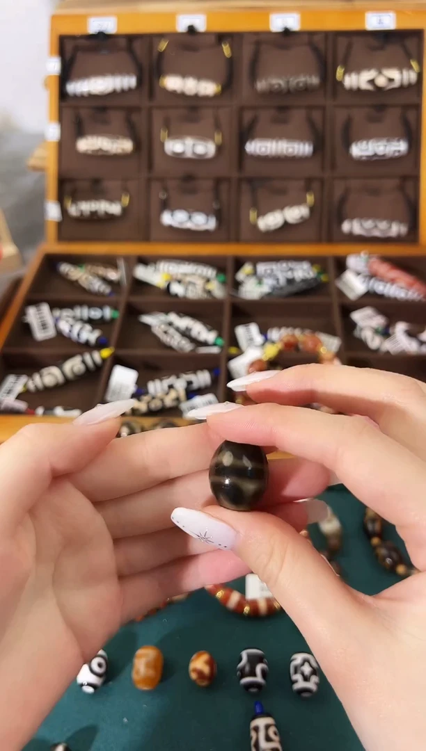 玛瑙/玉髓（覆膜）颈饰合金17微瑕