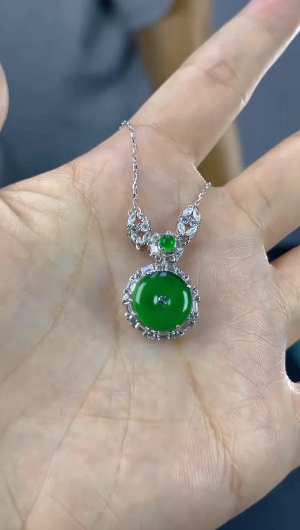 翡翠未镶嵌颈饰天然A货翡翠