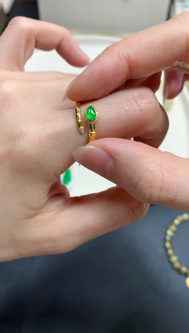 【闪购商品】翡翠戒指18K金镶嵌A728|2980