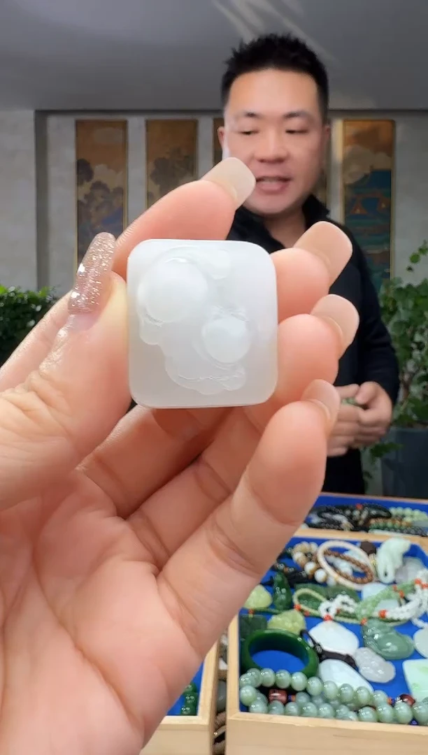 颈饰未镶嵌和田玉拍一发一