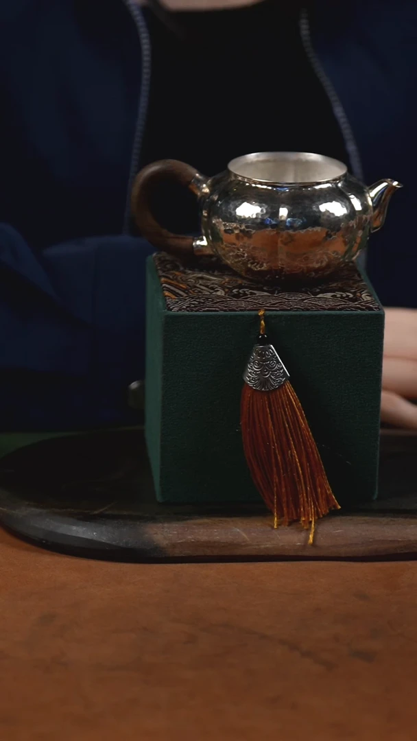 手工锤纹南瓜泡茶壶