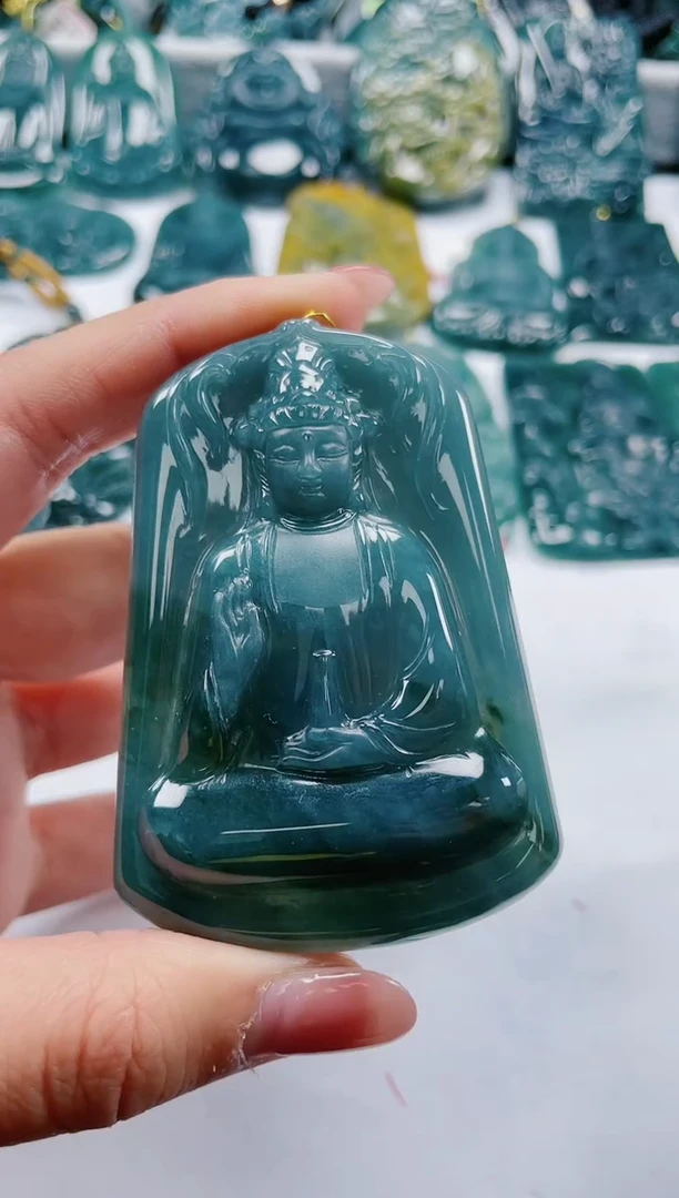 【闪购商品】翡翠颈饰未镶嵌