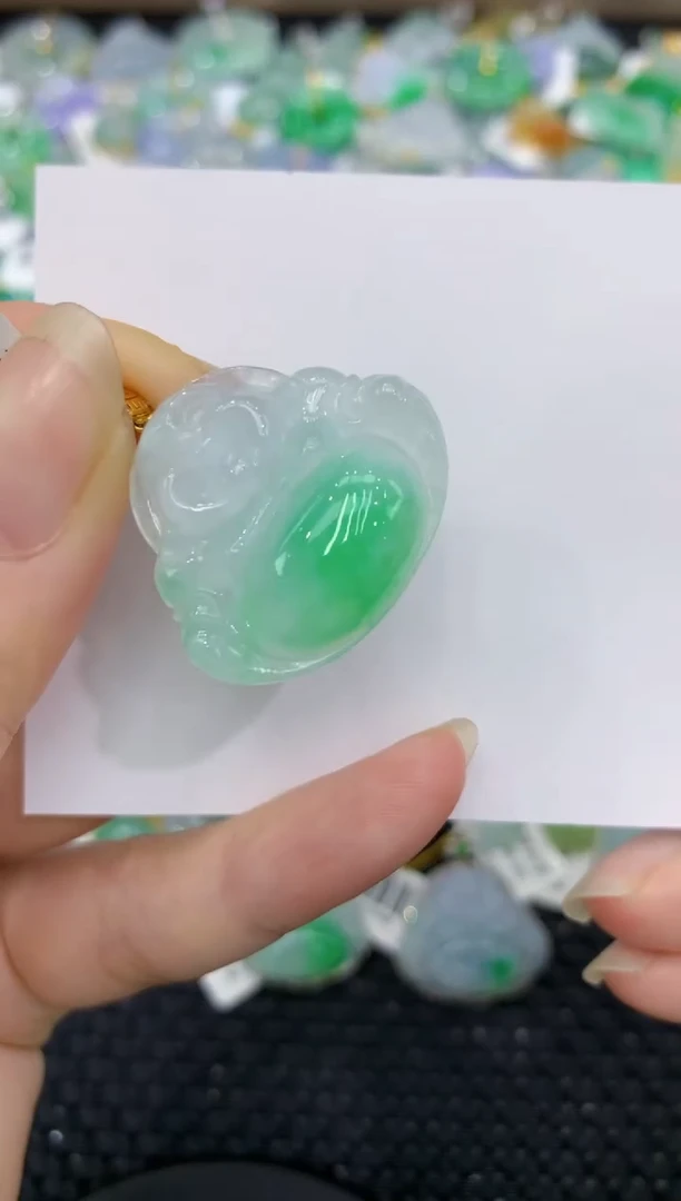 【闪购商品】翡翠颈饰18K金镶嵌8888888888