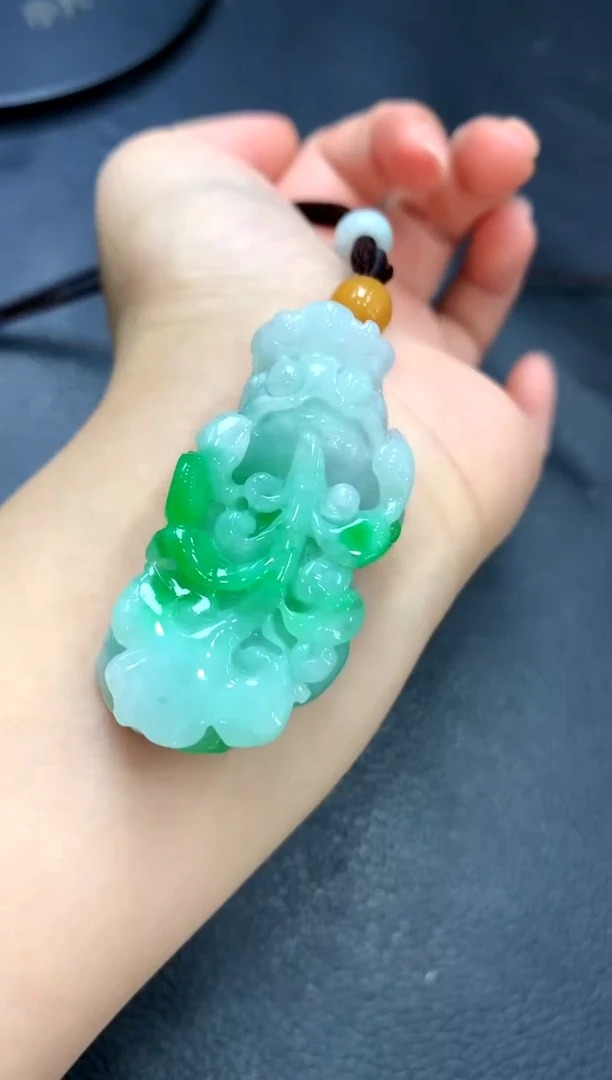 吊坠(不含链)未镶嵌翡翠貔貅