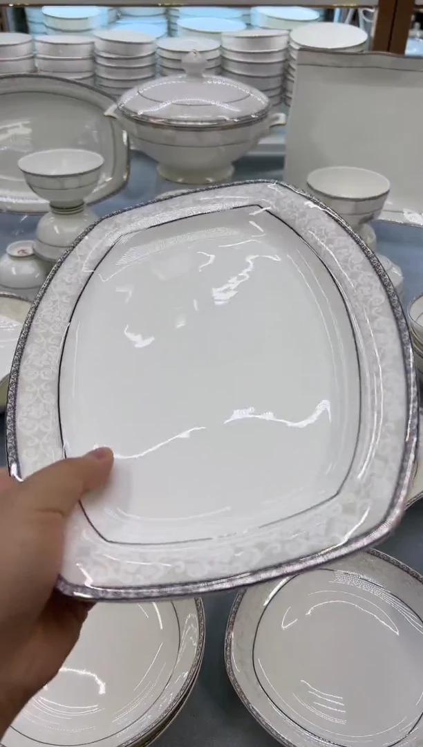骨瓷 玲珑12方鱼1个