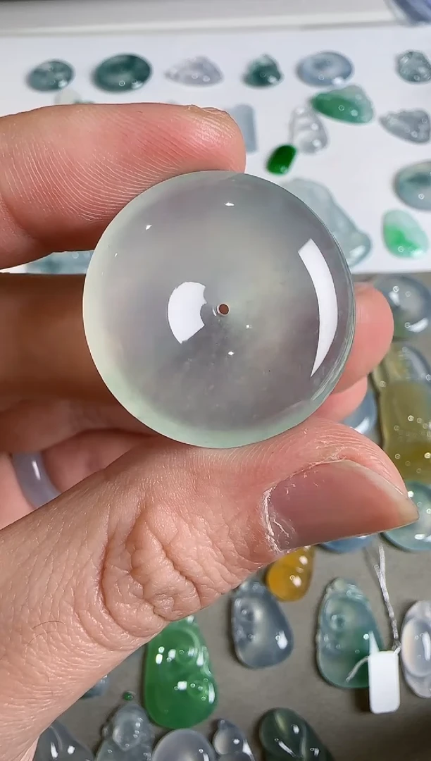 吊坠(不含链)未镶嵌翡翠.