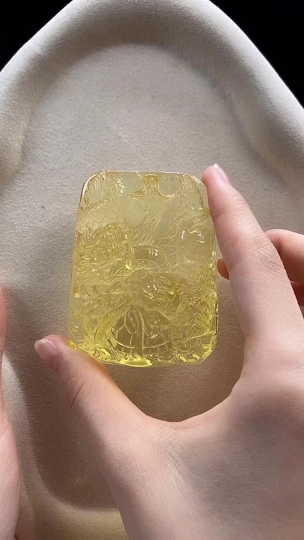 琥珀颈饰未镶嵌吊坠