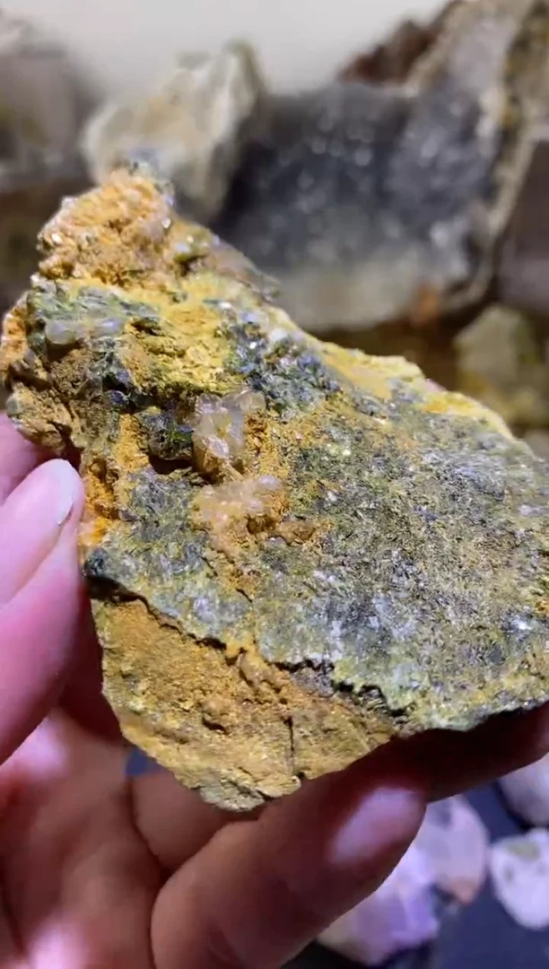 未镶嵌珠宝半成品水晶71号80g四川美姑超七花园水晶