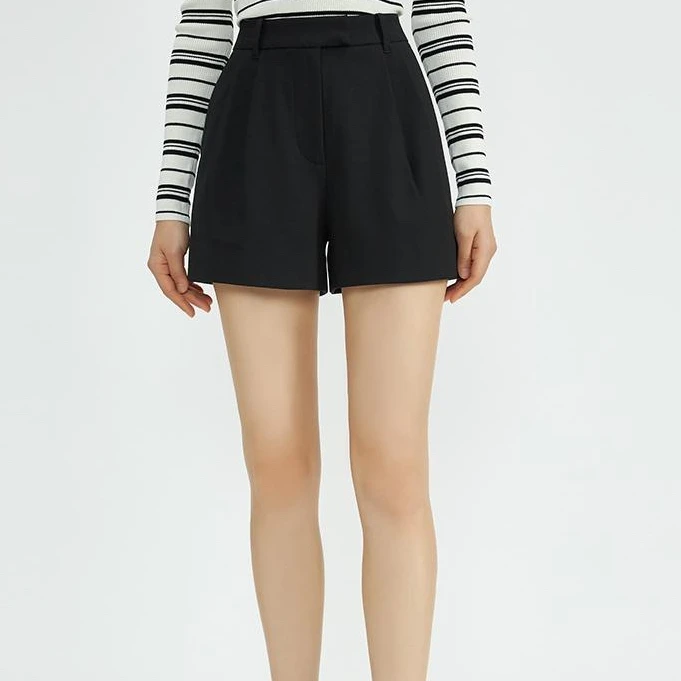 AMASS/阿玛施夏季新款风感气质显瘦简约短裤基础款休闲裤5100311