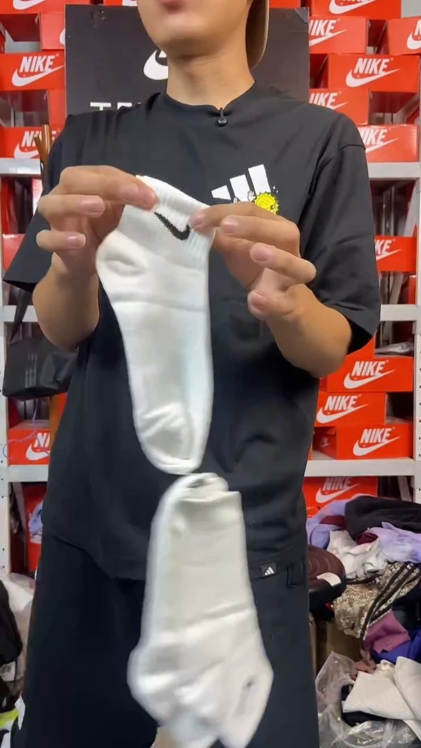 三双中筒四季袜 全新正品 均码35-45