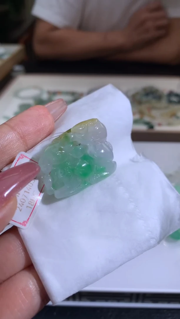 未镶嵌定制翡翠﹏****╮翡翠