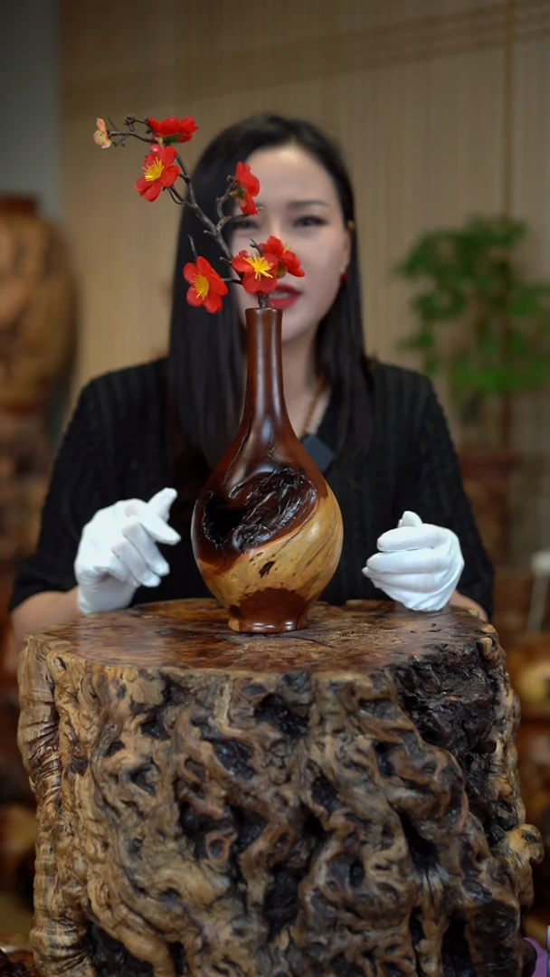 枣木雷击枣木鹅颈瓶