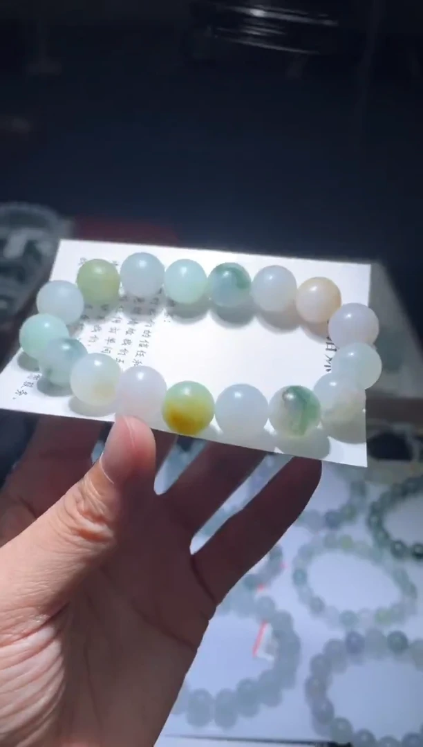 未镶嵌定制翡翠翡翠手串