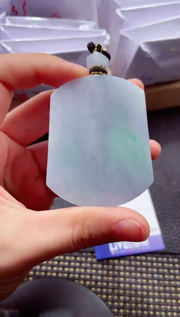 未镶嵌挂件翡翠1118888