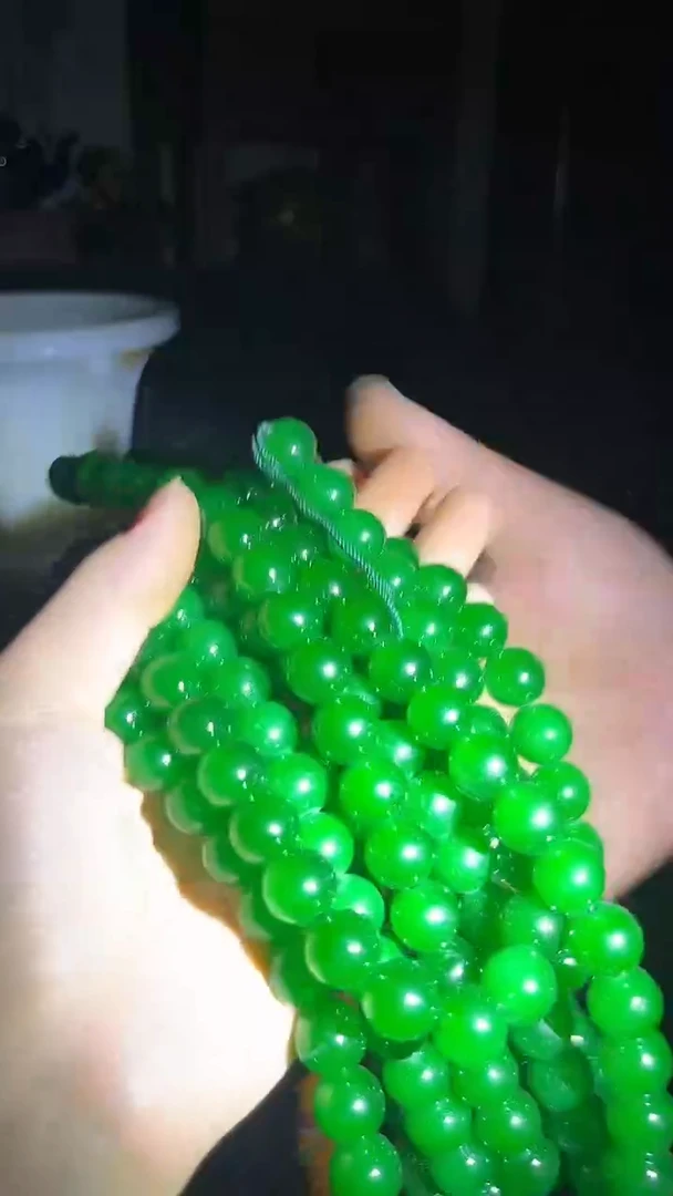 和田玉未镶嵌颈饰长串.1条.绿