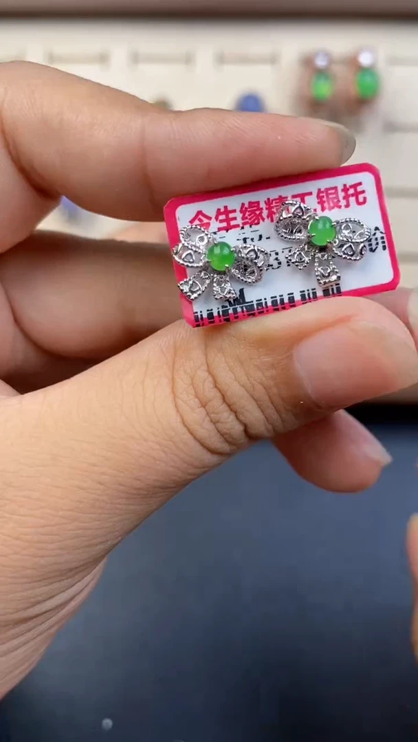 翡翠戒指银S925镶嵌45525252